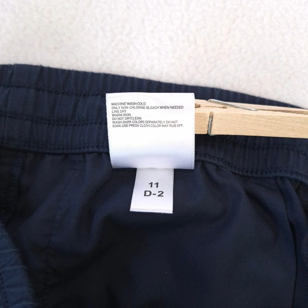 Uniqlo Shorts Navy Blue Large Mens Casual Summer Gorpcore Minimalist Loungewear